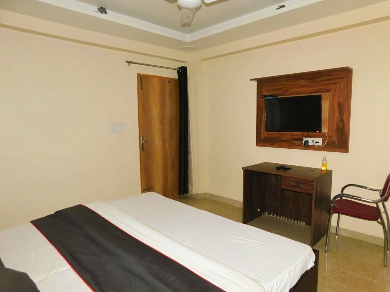 Mens Hostel T Nagar